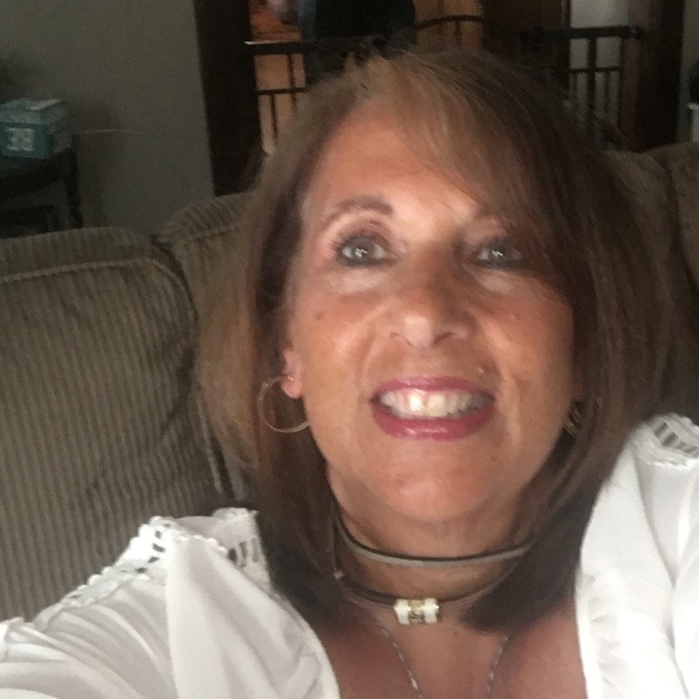 Meet your Posher, Paula